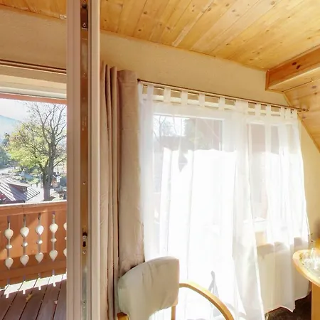 Topaz 招待所 斯克拉斯卡波伦巴