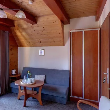 招待所 Topaz 斯克拉斯卡波伦巴