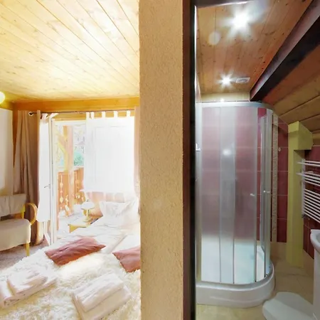 招待所 Topaz 斯克拉斯卡波伦巴