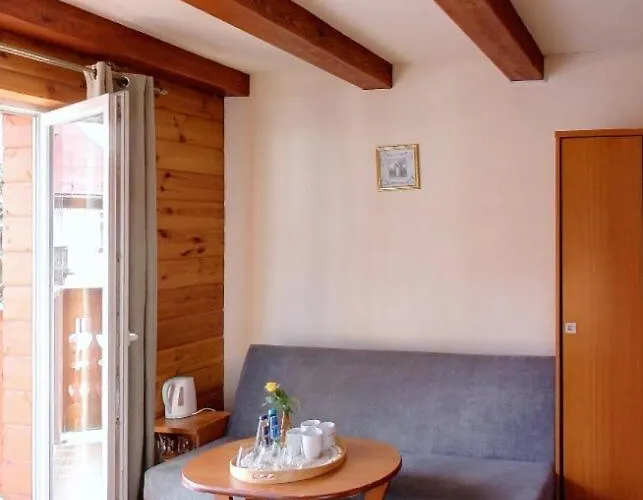 招待所 Topaz 斯克拉斯卡波伦巴